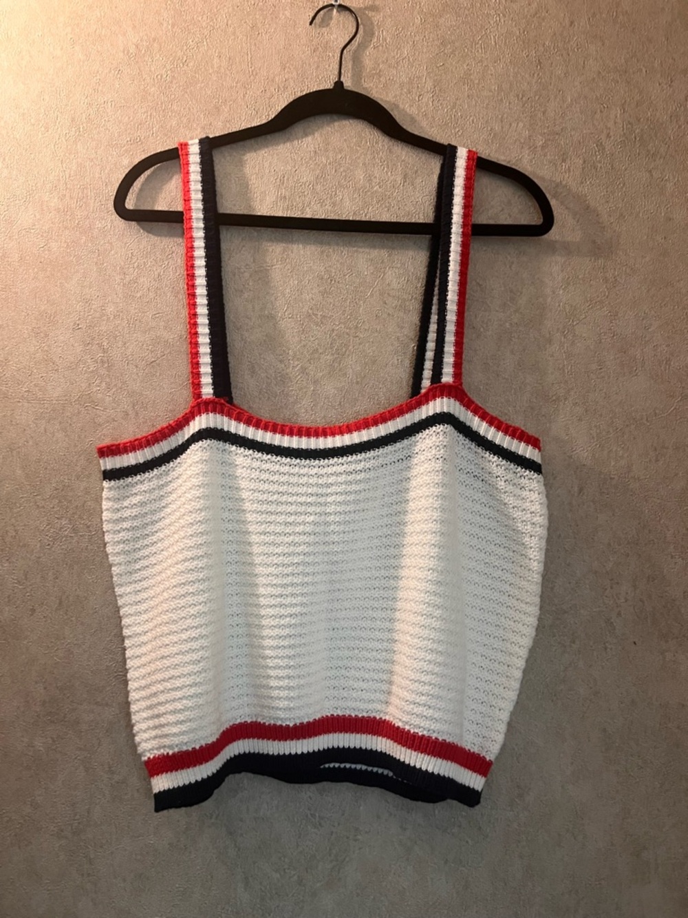 Blue Rain Francesca’s White Stripe Blue Red  Sleevless Knit Tank Crop Top Xlarge